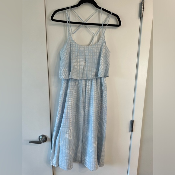 CUPCAKES & CASHMERE DRESS - Picture 2 of 9